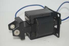 Waytop W-AS45151 1.5公斤卧式安装交流拉式电磁铁
