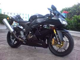 摩托车跑车川崎ZX-10R