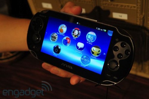 索尼PS Vita上市两天销量32万 不敌3DS 