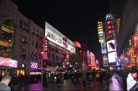 中国首台大屏幕OLED来啦？ 