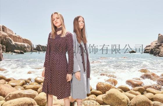 【三彩】17年新款冬装 时尚女装品牌折扣走份 库存尾货分份批发