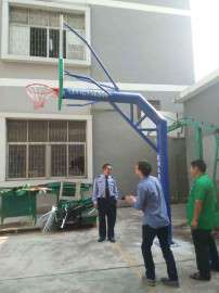 深圳市凯璇篮球架厂家直销价格