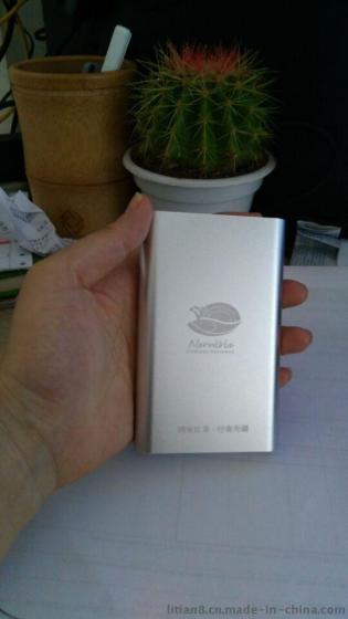 厂家批发小米移动电源10000毫安 超薄金属材质充电宝 定制LOGO