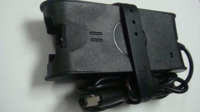 SK-70笔记本电脑适配器（19.5V 3.34A）