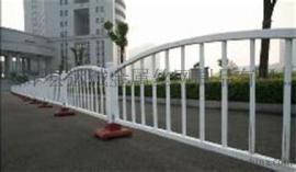 厦门市运城公司小区护栏 喷塑草坪护栏 塑钢围墙 阳台护栏 锌钢围栏 锌钢阳台护栏 庭院围栏 浸塑围栏 锌钢护栏 锌钢栏杆生产厂家 价格 规格