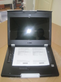 惠 普AZ884A TFT7600 RKM 1U 键盘 显示器