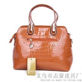 时尚包定制【广州皮具定制】到志豪定制广州皮具