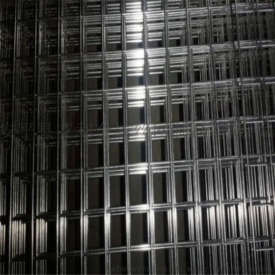 高品质304不锈钢网片。304不锈钢电焊网片