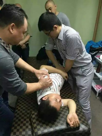 广西北海针灸培训学校北海针灸培训班不求最好只求更好